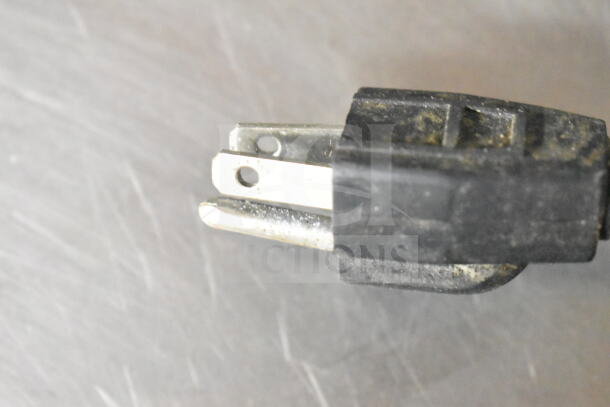 Close-up of a plug for the 2018 Carnival King 382WSM11 Countertop Waffle Maker, 110 Volts, 1 Phase.
