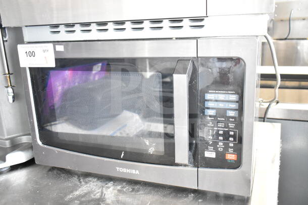 2024 Toshiba EM131A5C-BS commercial countertop microwave oven, black stainless steel, 120 volts, excellent condition.