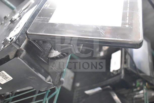 2017 Hobart HTi-7LH26 commercial food portioning scale, missing power cord, 120/208-240V, 1 phase, tested and working.
