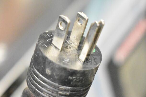 Close-up of a power plug for a Blodgett BCT62/KPE-gas 2.06 combi convection oven.