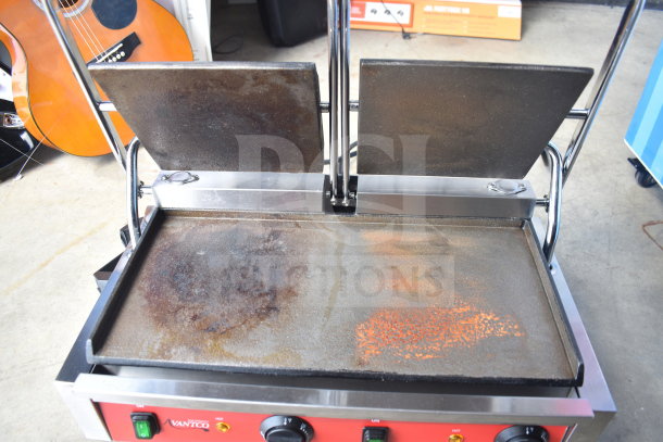 2023 Avantco 177PG400S Countertop Double Panini Press, showing wear on cooking surface, visible brand logo, 120V, 1 Phase.