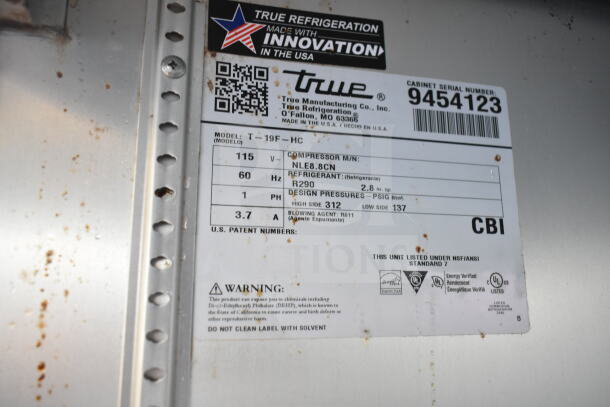 2018 True T-19F-HC Commercial Freezer label showing model, serial number 9454123, and refrigeration specs.