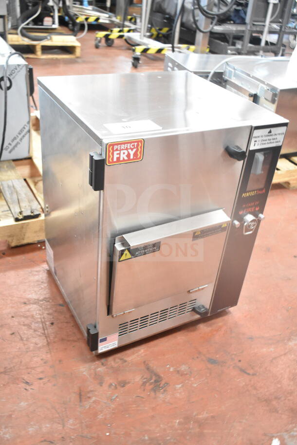 Brand new Perfect Fry PFC730 ventless countertop deep fryer, 230/400V, 3 phase, with minor scratches and dents.