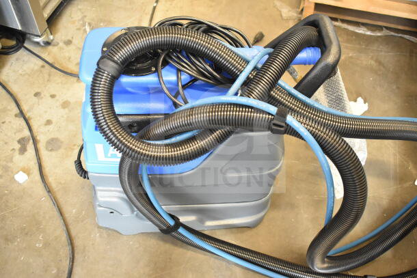 BRAND NEW Lavex 2-Stage Heated Spot Extractor, 3 Gallon, 55 PSI, with 15' hoses, 4" stainless steel tool, minor scratches.