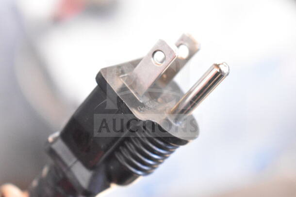 Close-up of a power plug for a 2025 Avantco Ice Diamond EUC-H-230-A ice machine, model 194EUCH230A.