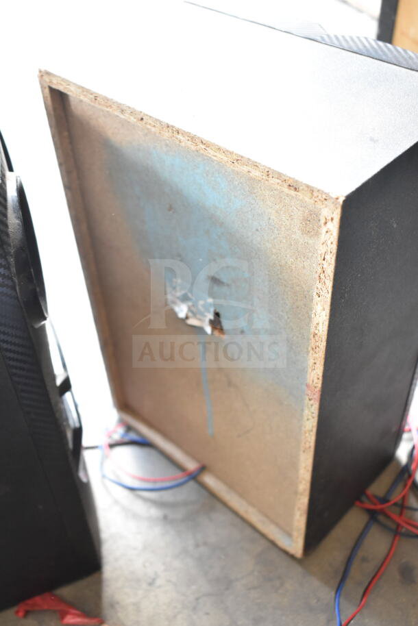 Philips FX10/37 stereo system with two Philips speakers, showing rear view. Worn condition, visible wiring.