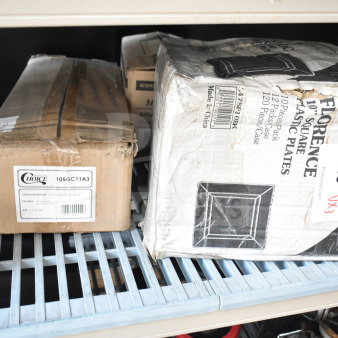 Three boxed items including Choice 105GC11A3 order forms, 847SP10BK square plates, and Acopa Cavern 304CAVB5LG bowls. Packaging in fair condition.