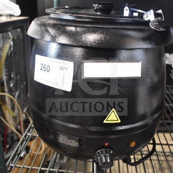Brand new Avantco S30 11 Qt. black soup kettle warmer with minor scratches; 120 Volts, 1 Phase. 