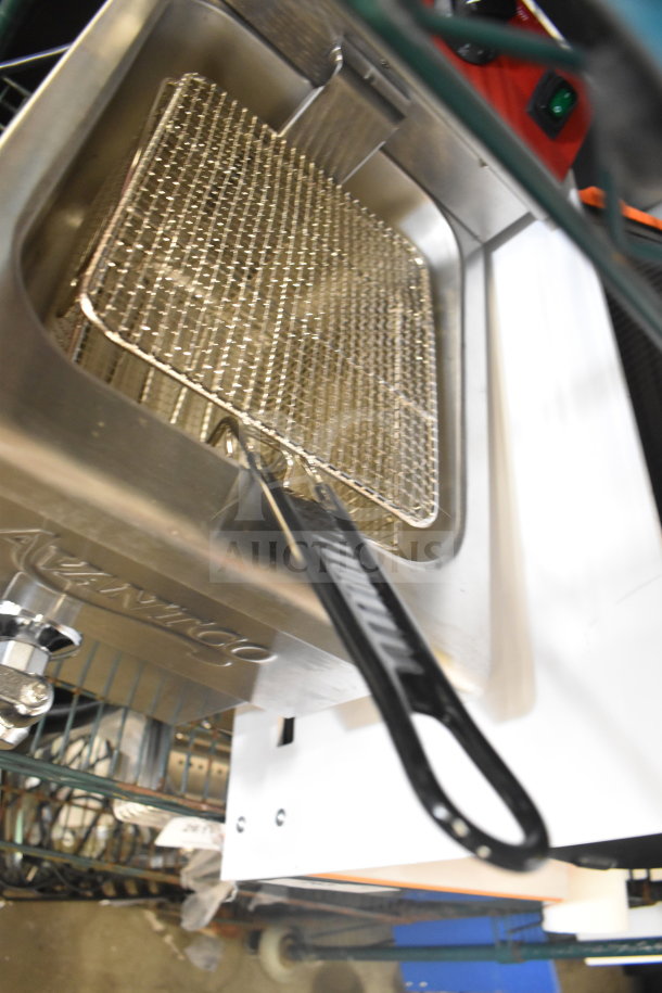 Brand new 2025 Avantco 177F200 electric fryer, 15 lb. capacity. Medium-duty, 208-240V, 1 phase. Visible "scratch and dent."