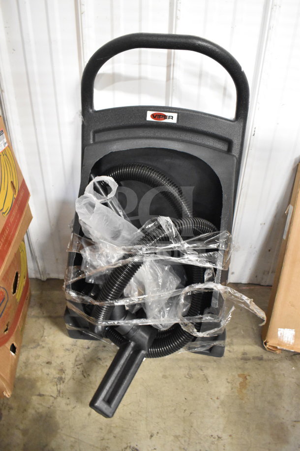 Brand new Viper Shovelnose wet/dry vacuum handle, scratch and dent condition. Wrapped hose, Viper logo visible.