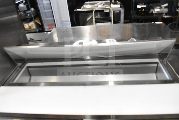 Brand new 2025 Avantco 178SSPT6010 commercial sandwich salad prep table. Mega top, 115V, scratch and dent condition.