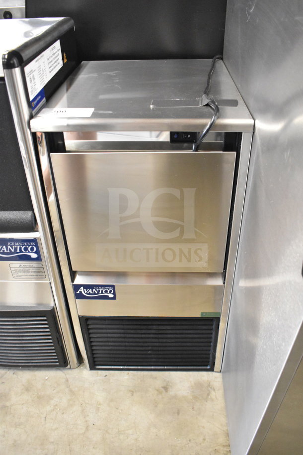 Avantco 194EUCG80A undercounter ice machine, stainless steel, 77 lb. capacity, 33 lb. bin, brand new scratch and dent, 115V.