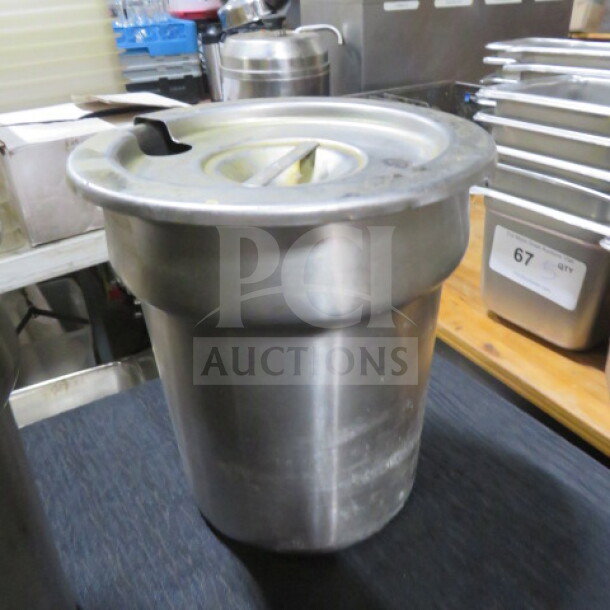 Stainless steel Bain Marie with lid, model 3XBID. In good condition, features a sturdy handle and smooth finish.