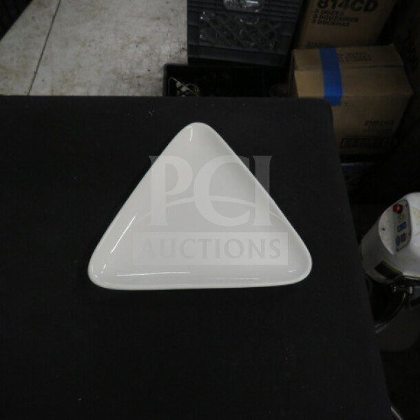 NEW CAC Triangular Plate, 8.25x7.5 inches, Model #COP-T8. Pristine condition, smooth white surface.
