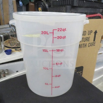 22-quart round food storage container with lid, clear plastic, red measurement markings in quarts and liters, excellent condition.