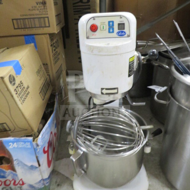 Globe SP08 8qt countertop mixer with bowl lift. Includes guard, bowl, whip, paddle, and hook. 120V. Model# SP08.