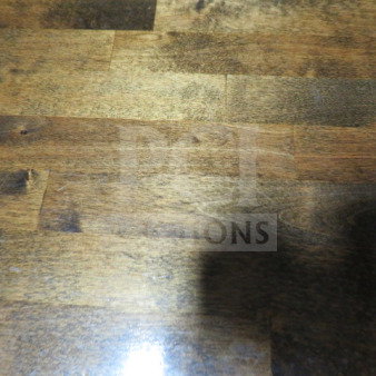 Solid wood butcher block table top, 1.5" thick, on pedestal base, 32"x32"x30". Rich wood grain, excellent condition.