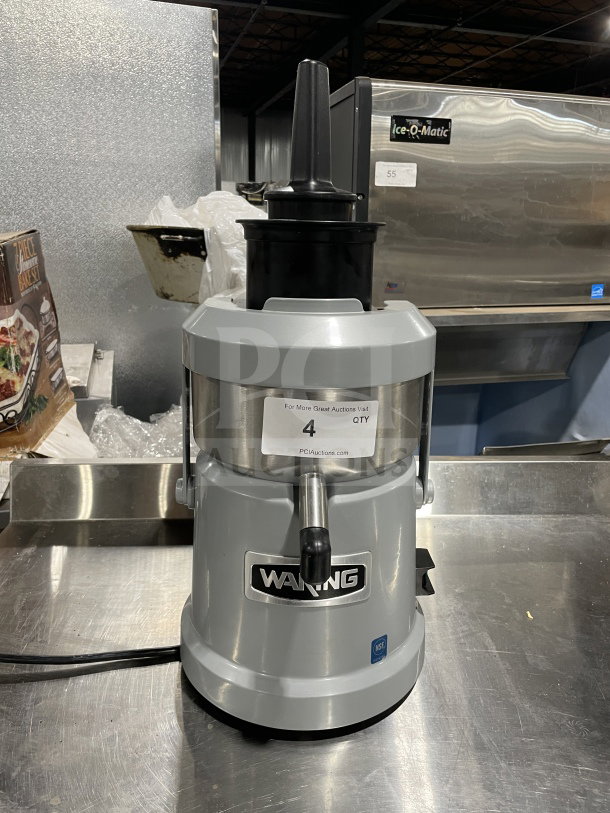 Waring Commercial Electric Pulp Eject Juice Extractor, Model WJX80X, 120V, grey, working condition, countertop design.