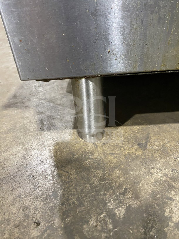 Patriot PTG24E stainless steel countertop grill on legs. Model: PTG24-E, SN: PTC24074403. Used, working condition.