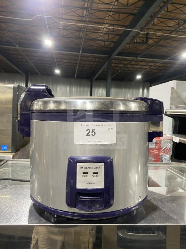 Thunder Group SEJ3201 30-cup stainless steel rice cooker/warmer, electric, hinged lid, digital controls, working condition.