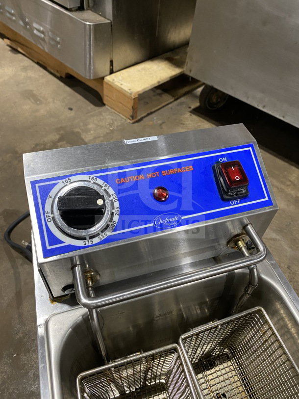 Globe PF16E electric deep fat fryer, stainless steel, countertop model, with frying basket and backsplash, 208/240V.