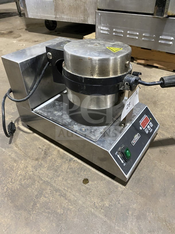 Patriot PTUWB03 stainless steel Belgian waffle maker, countertop model, 120V, single phase, on legs, good condition.