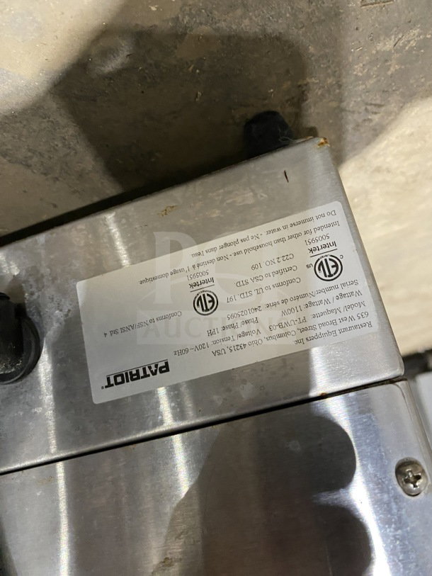 Patriot PT-UWB-03 commercial stainless steel Belgian waffle maker, single countertop model, 120V, on legs, in working condition.