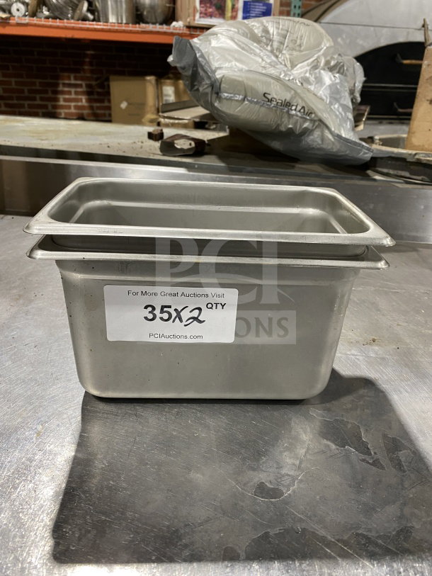 Winco SPJM406 quarter-size steam pan, stainless steel, commercial grade. Auction label "35X2 QTY" visible on pan.