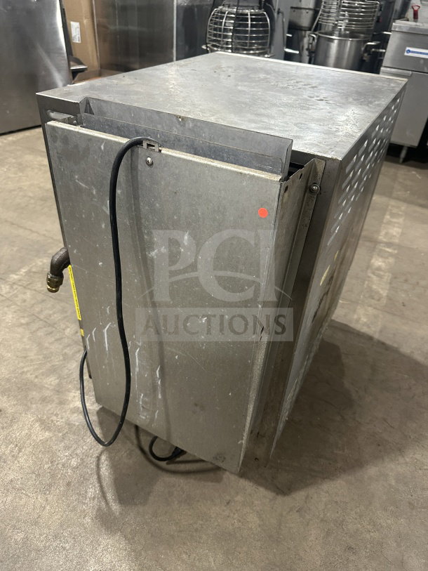 Cleveland Range SteamChef Series, stainless steel commercial convection steamer, 6-pan capacity, 208V 3 phase, used condition.
