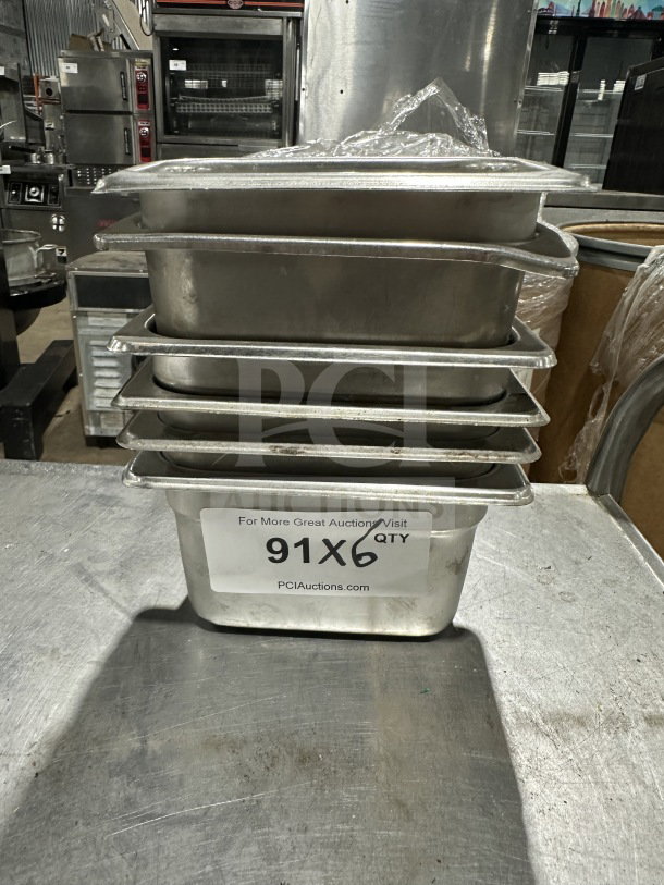 Den commercial stainless-steel food/sauce trays, six pieces, excellent condition, stackable, auction label "91 X 6 QTY."