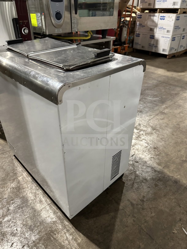 Global Commercial White Electric Ice Cream Dipping Cabinet, stainless steel top, used condition, visible side vent.