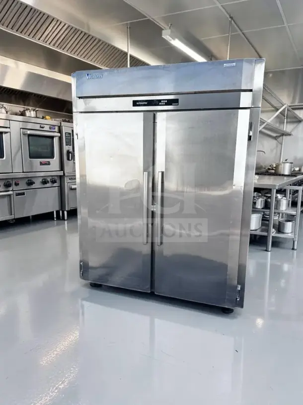Victory FISA-2D-S1 68" two-section roll-in freezer, 71 Cu. Ft., stainless steel, two solid doors, outstanding condition.