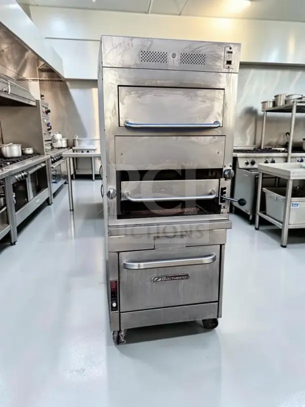 Southbend P32A-171 Platinum Series 32" gas infrared broiler with warming and convection oven. Stainless steel, tested, operational.