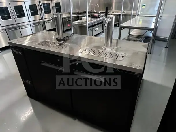 Migali C-DD60-2-HC beer dispenser, two-door, 60.8", dual tap towers, 15.8 cu. ft., high-grade, fully tested, 115V.