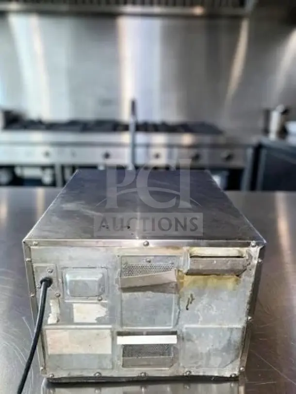 Panasonic Pro II Series commercial microwave oven, 1.56 cu. ft., stainless steel, programmable controls, removable ceramic shelf.