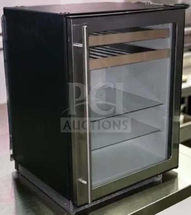 U-Line U-1075BEVS-00 beverage center, 24" undercounter, 5.6 cu. ft., dual temperature zones, glass door, excellent condition.