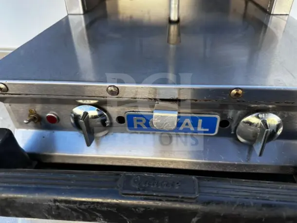 Royal Range RVB-2 vertical gyro broiler, two-burner, propane gas, 26,000 BTU, motorized rotisserie, NSF certified, tested.