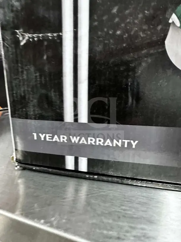 AvaMix IBHD21 immersion blender box showing "1 Year Warranty" label. New condition, 21" heavy-duty, variable speed, 1 1/4 HP.