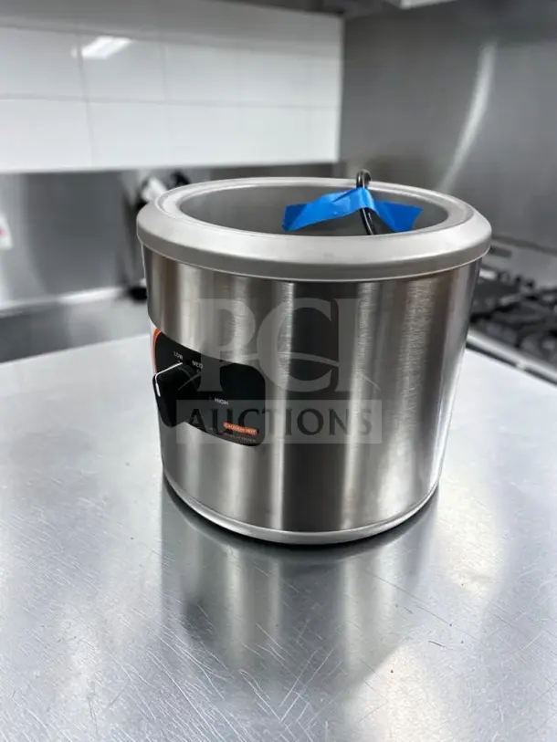 Brand new Nemco 6100A 7 Qt. stainless steel countertop food warmer, 120V, 550W, NSF & ETL listed, commercial use.