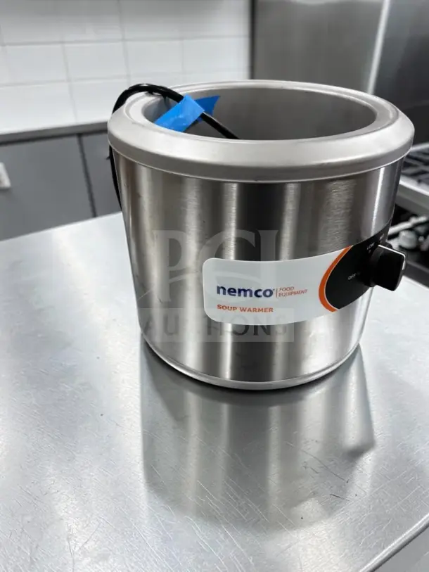 Brand new Nemco 6100A 7 Qt. countertop food/soup warmer, stainless steel, 120V, 550W, NSF & ETL listed.