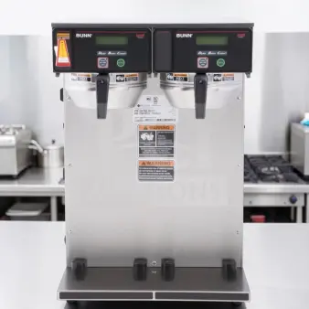 Bunn-O-Matic AXIOM Twin-APS Coffee Brewer, Model 38700.0013, superior condition, digital controls, tested operational.