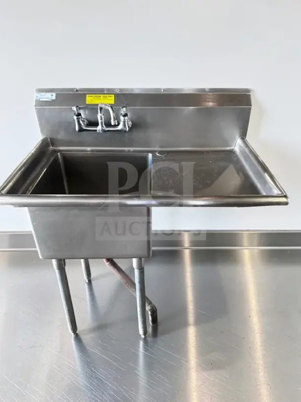 Green World by Turbo Air TSA-1-12-R1 commercial sink, 39", single compartment, 18"x18"x12" bowl, 18" drainboard, faucet. NSF certified.