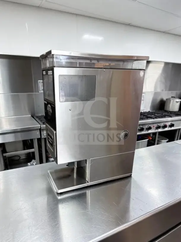 Bunn-O-Matic G9-2T DBC Tall commercial coffee grinder, dual 6 lb hoppers, stainless steel, 120V, excellent condition.