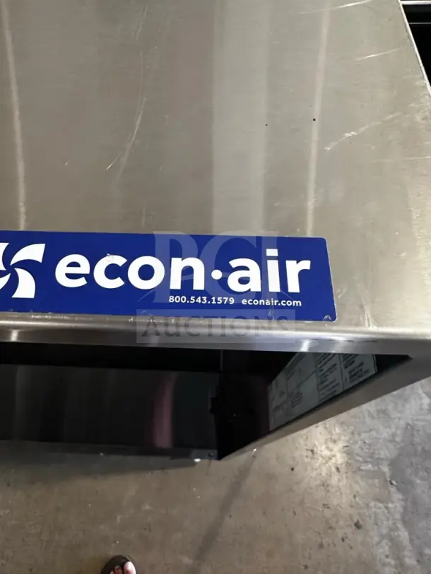 EconAir 12 ft stainless steel restaurant exhaust hood, model 4824 EX-1. Outstanding condition, inspected, ready for installation.