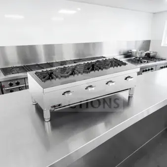 Excellent condition Vulcan VCRR36, 36" gas 4-burner countertop hot plate, 80,000 BTU, NSF certified, fully tested.