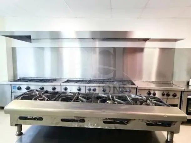 Vulcan VCRR36 gas countertop hot plate, 36", 4 burners, 80,000 BTU, NSF certified, excellent condition, fully tested.