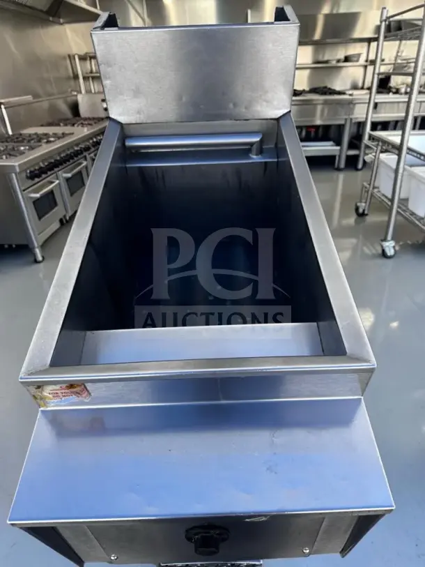 Imperial 40 lb gas floor fryer, stainless steel, commercial deep fryer, natural gas, superior condition, fully tested, model IMP-L-FRYR-1331.