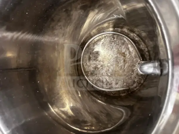 Interior view of Wellborn BS-65L2 cooker tank. Stainless steel, 130-liter capacity, fully operational, prime condition.