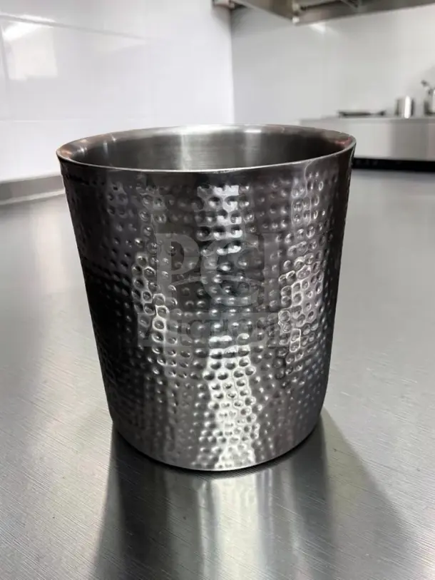 Hammered silver-finish metal container, 12.25" round, open-top, decorative vessel in remarkable condition.