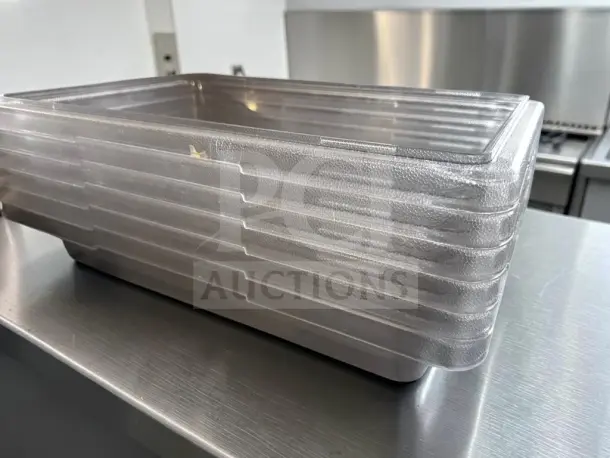 Cambro 12183CW135 clear Camwear food storage container, 1.75-gallon, 12"x18"x3.5", NSF listed, well-maintained.